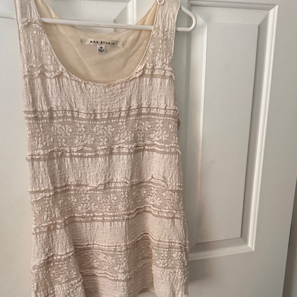 Max Studio Beige Lace Sleeveless Top